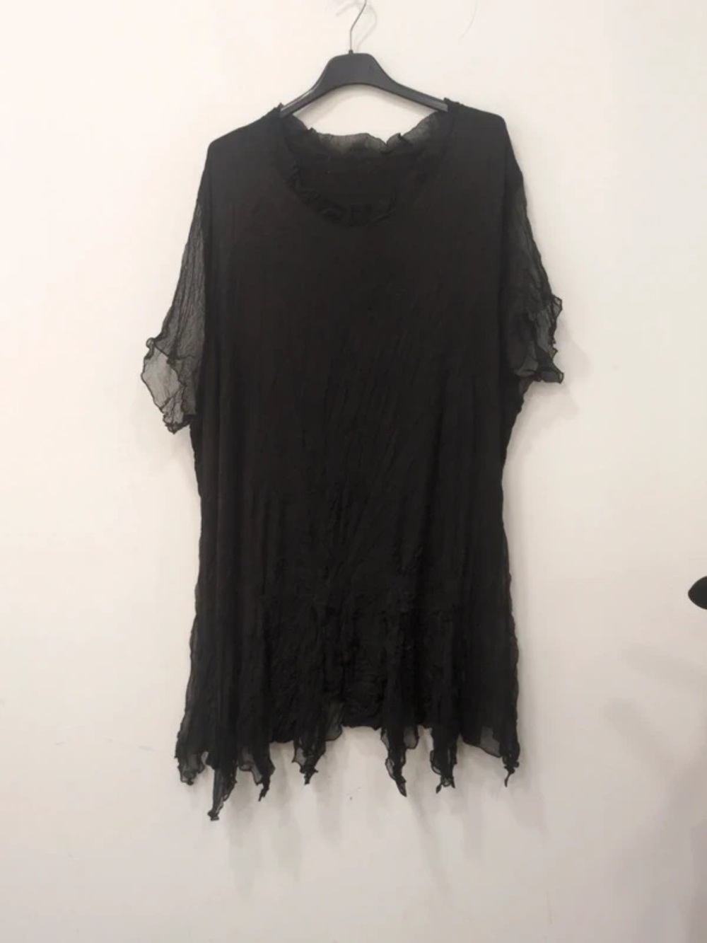 Black Crinkled Short Sleeve Tunic Top - Women's